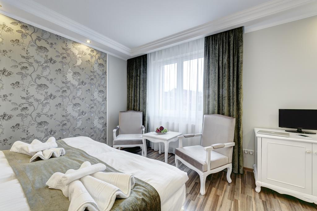 Boutique Hotel Diama Mratin Room photo